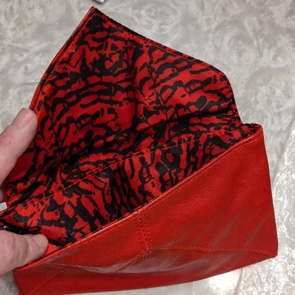 Mary Kay Red Clutch - Picture 2 of 3